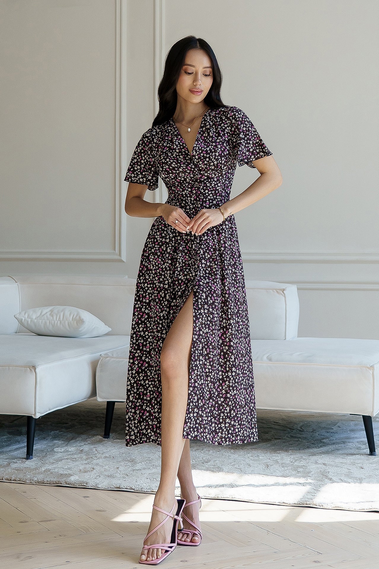 Chiara Black Floral Print Short Sleeve Midi Dress