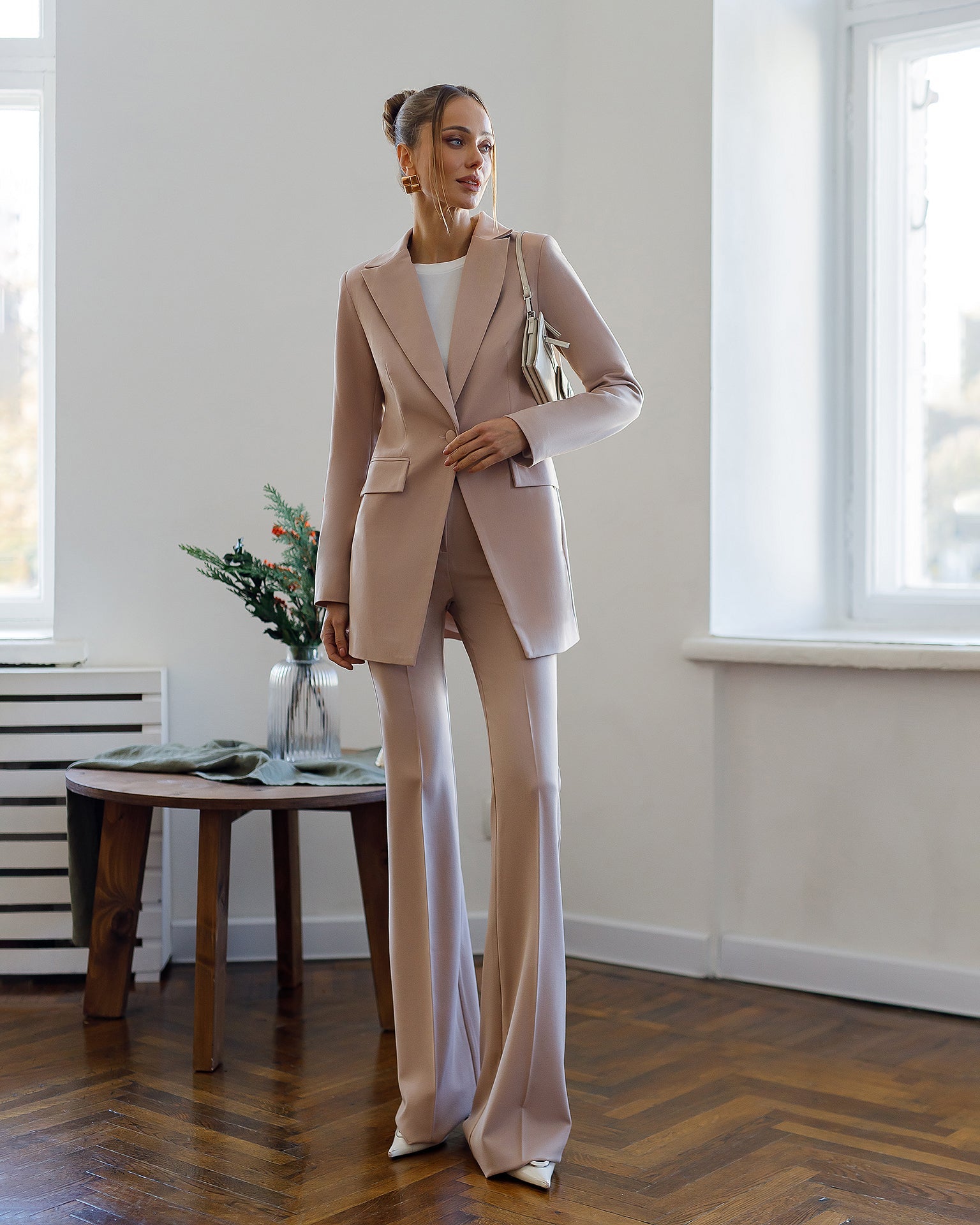 Aurora Beige Crepe Single-Breasted Two-Piece Suit