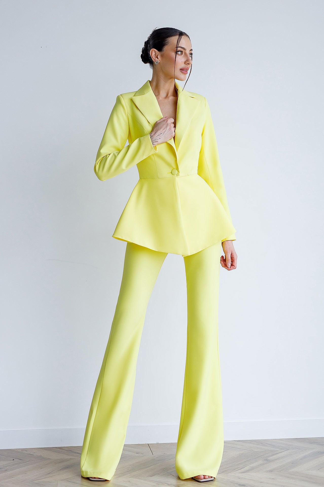 Aurora Yellow Single-Breasted Peplum Two-Piece Suit