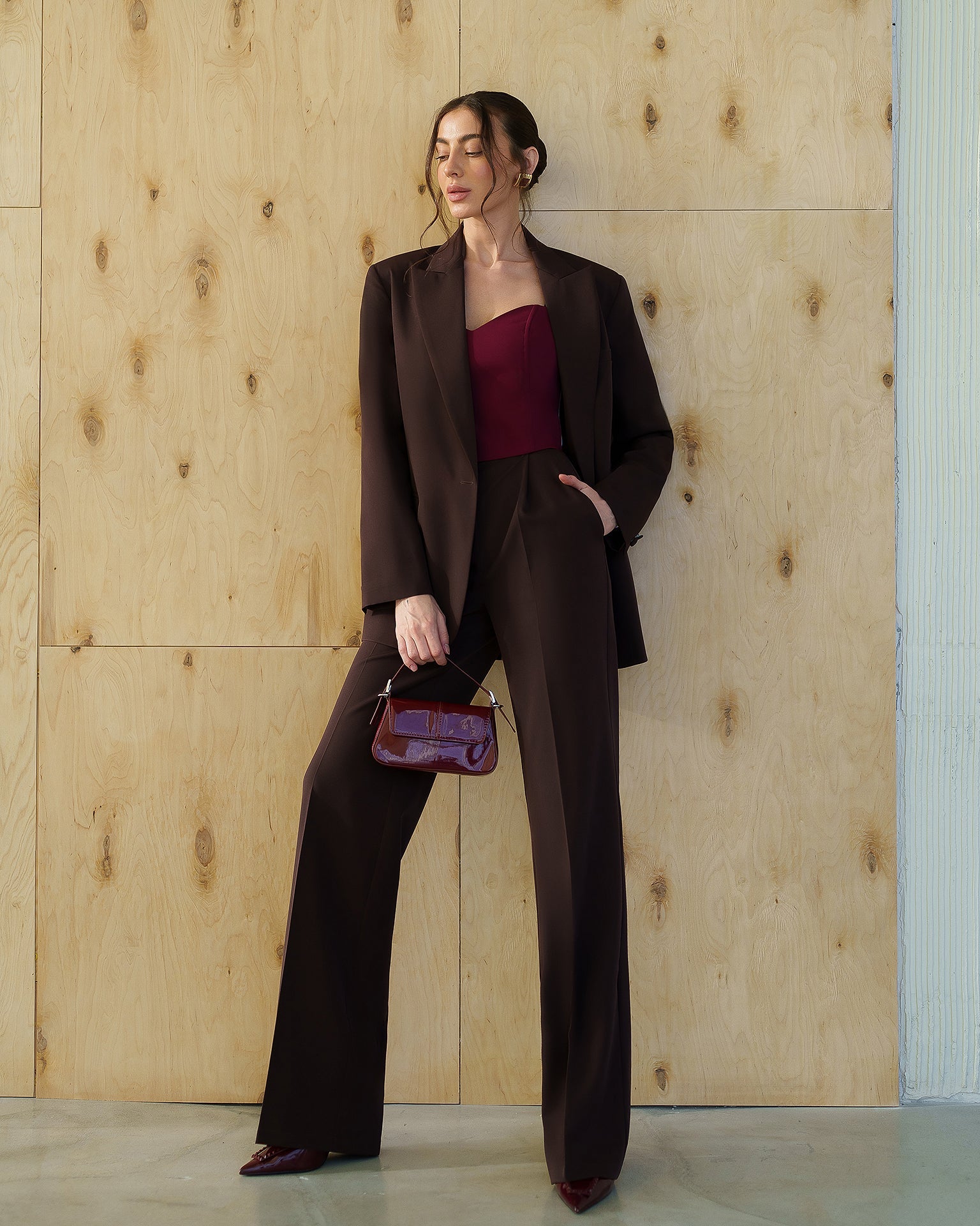 Adriana Brown Single-Breasted Crepe Two-Piece Suit