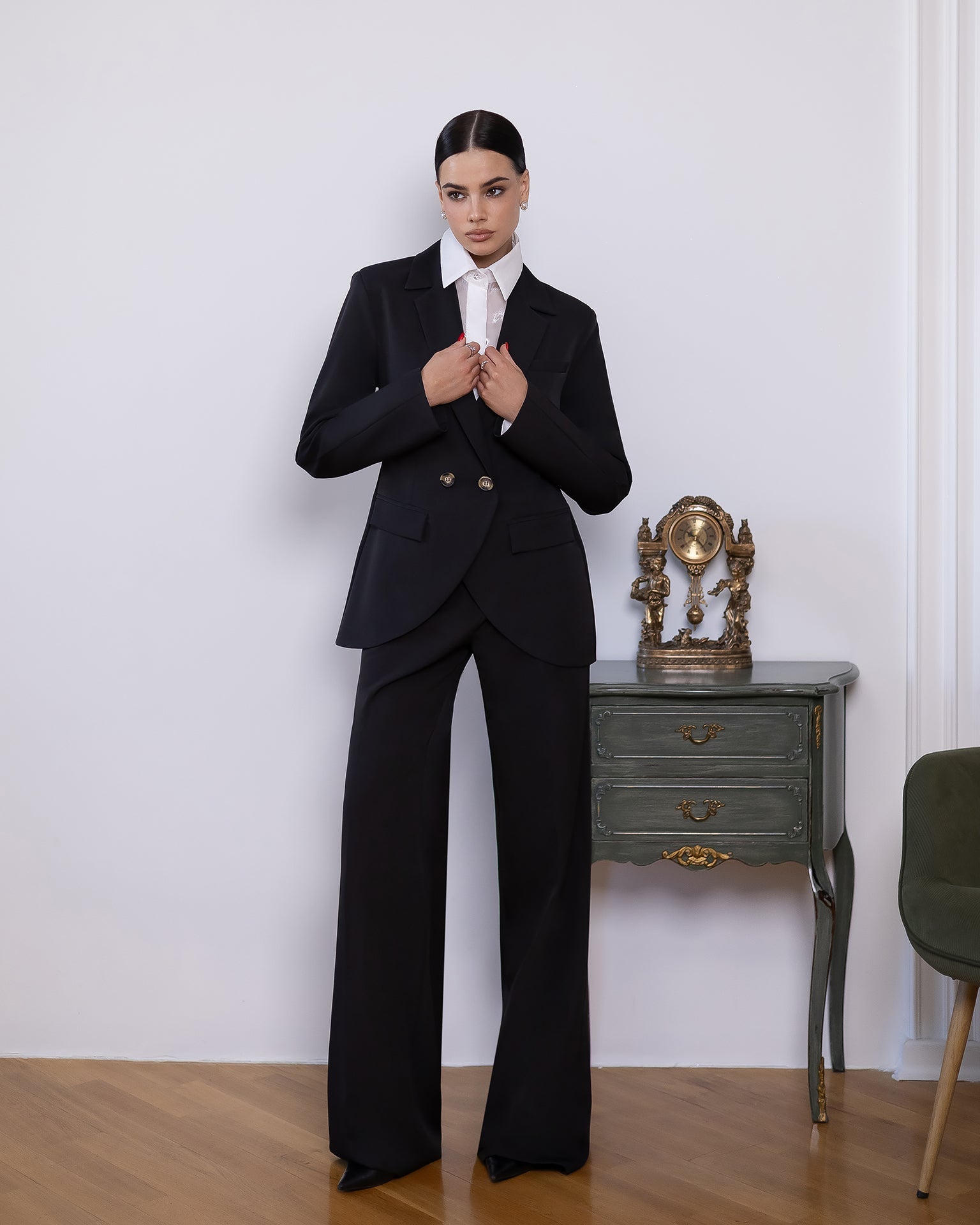Lorenza Black Double-Breasted Curved-Hem Two-Piece Suit
