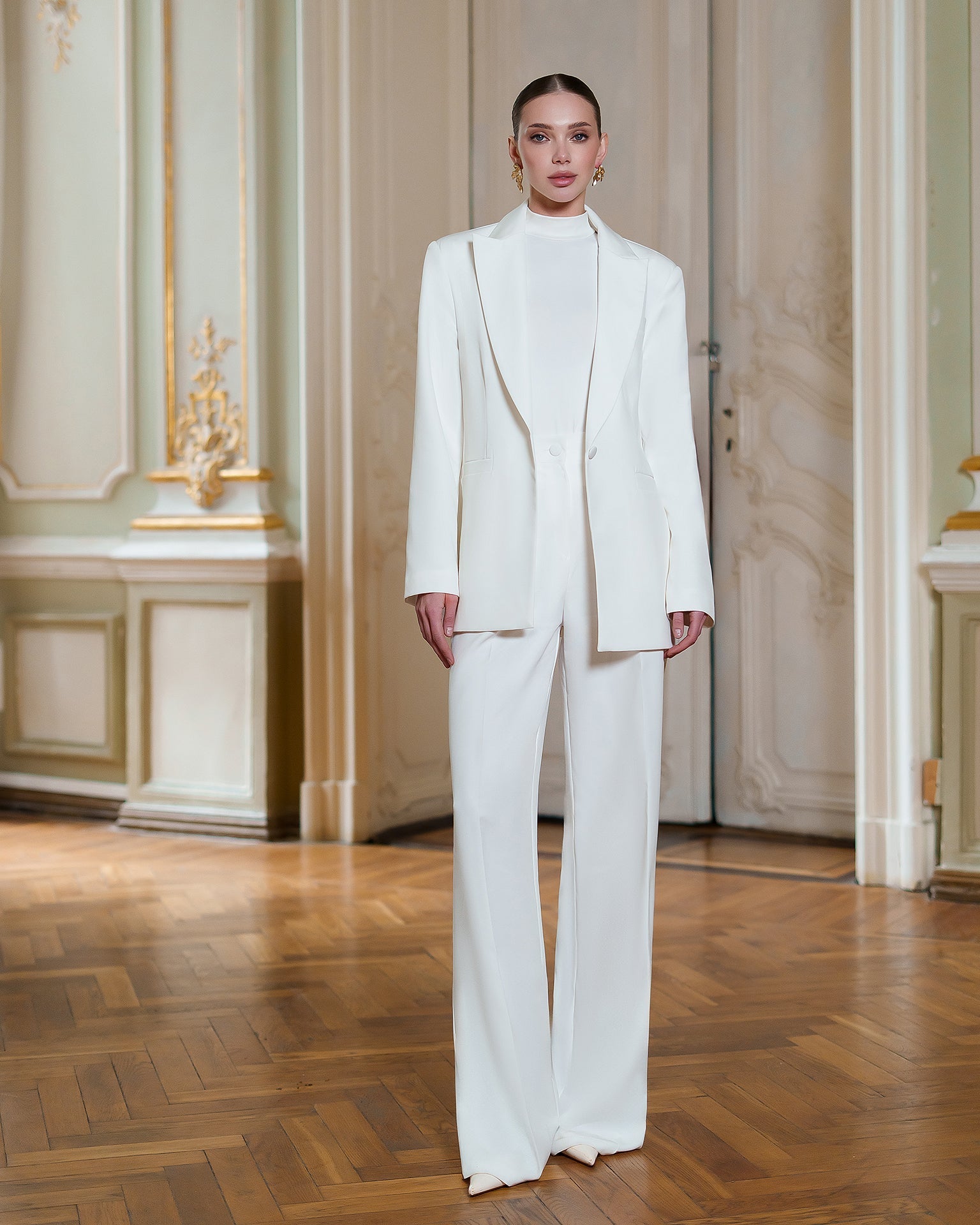 Adriana White Single-Breasted Two-Piece Suit