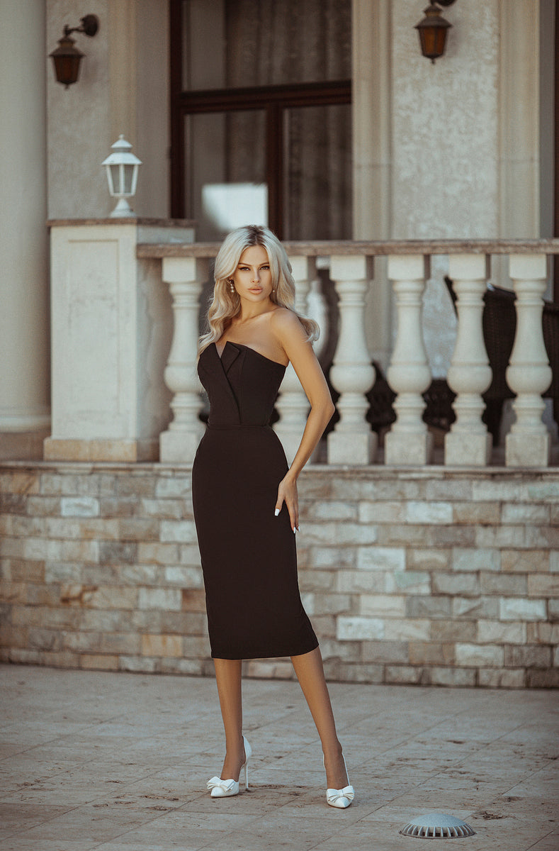 Aurora Black V-Neck Sleeveless Cocktail Midi Dress