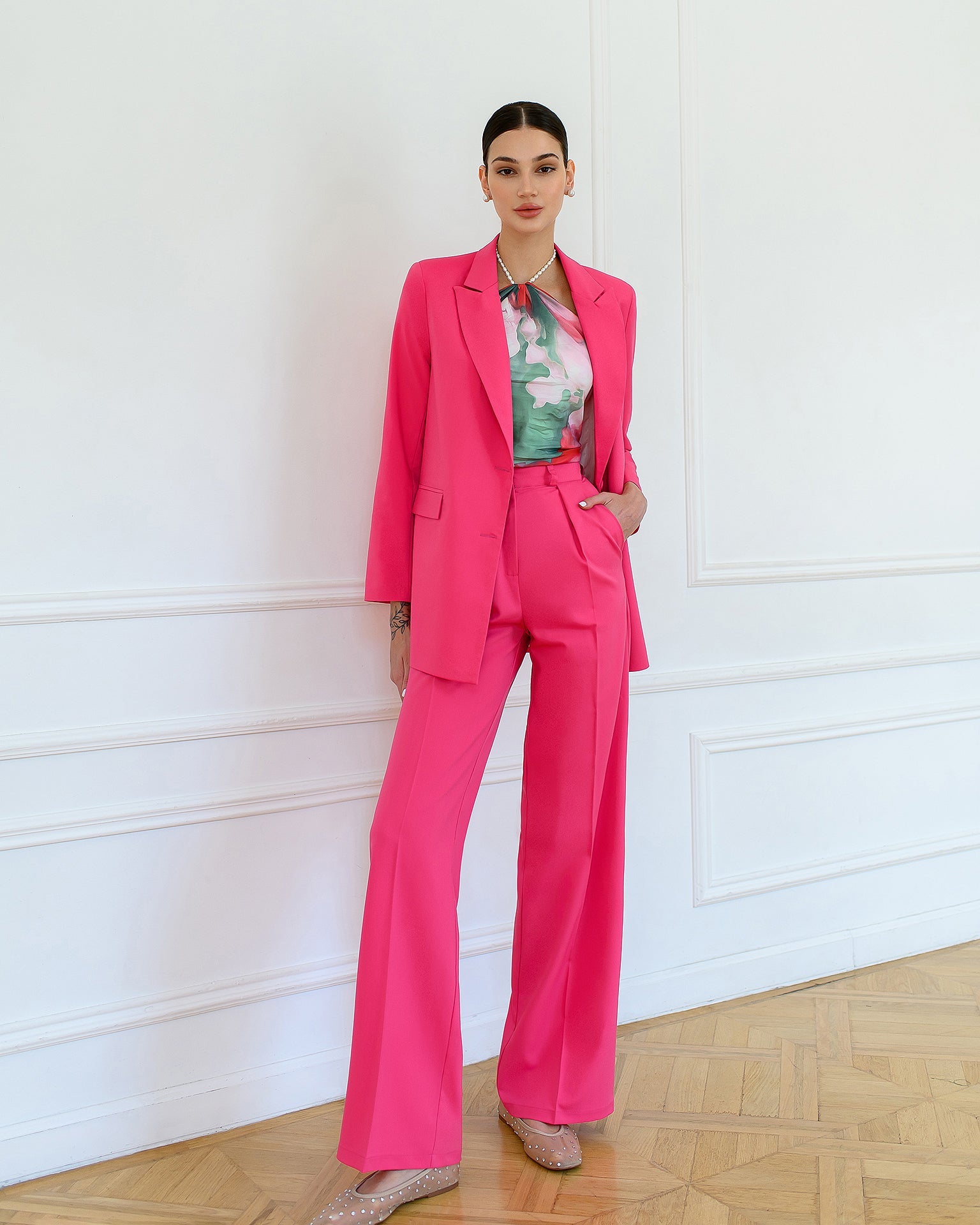 Beatrice Crimson Single-Breasted Oversized Two-Piece Suit