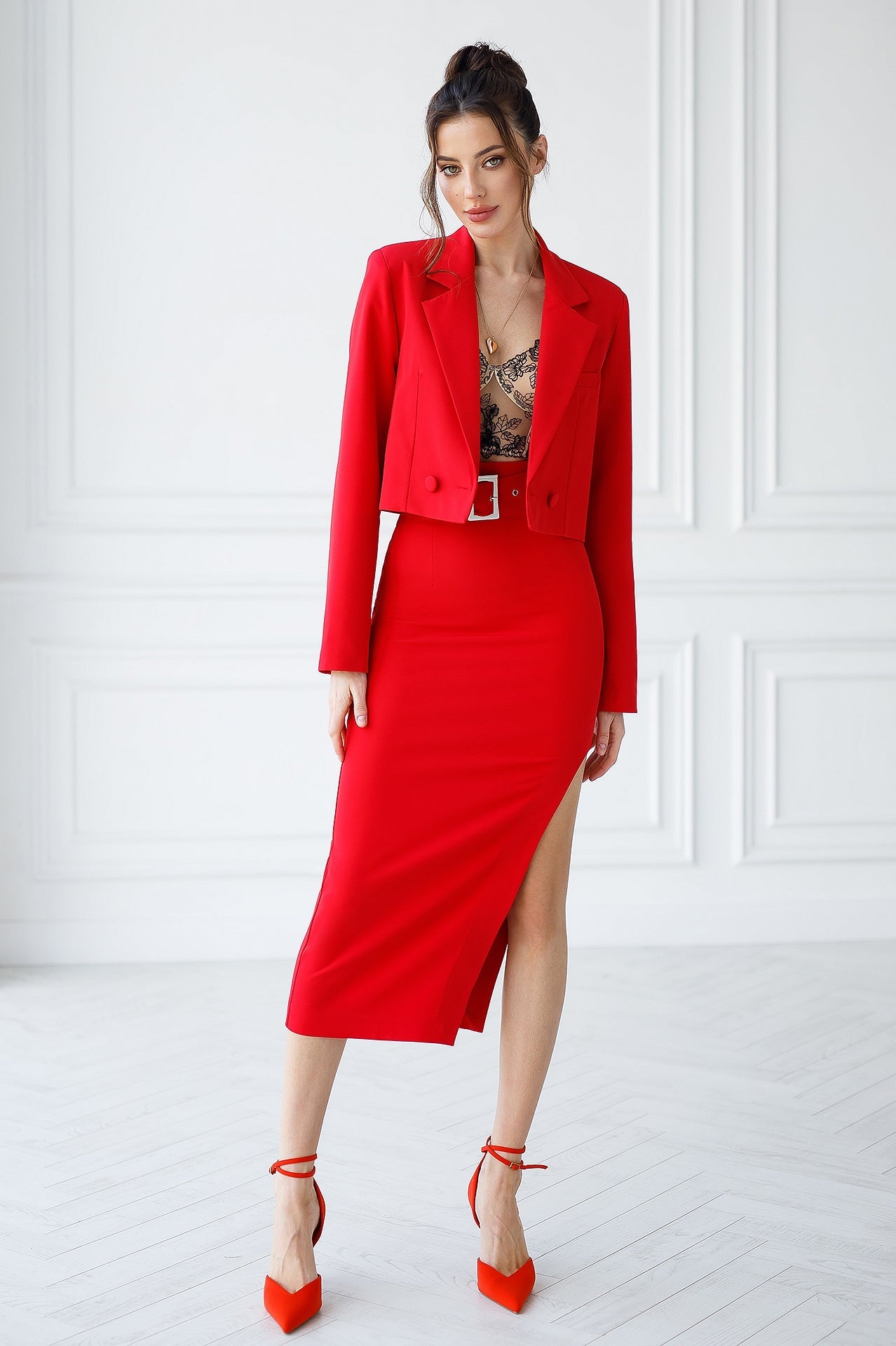 Eleonora Red Crop Jacket Skirt Two-Piece Suit